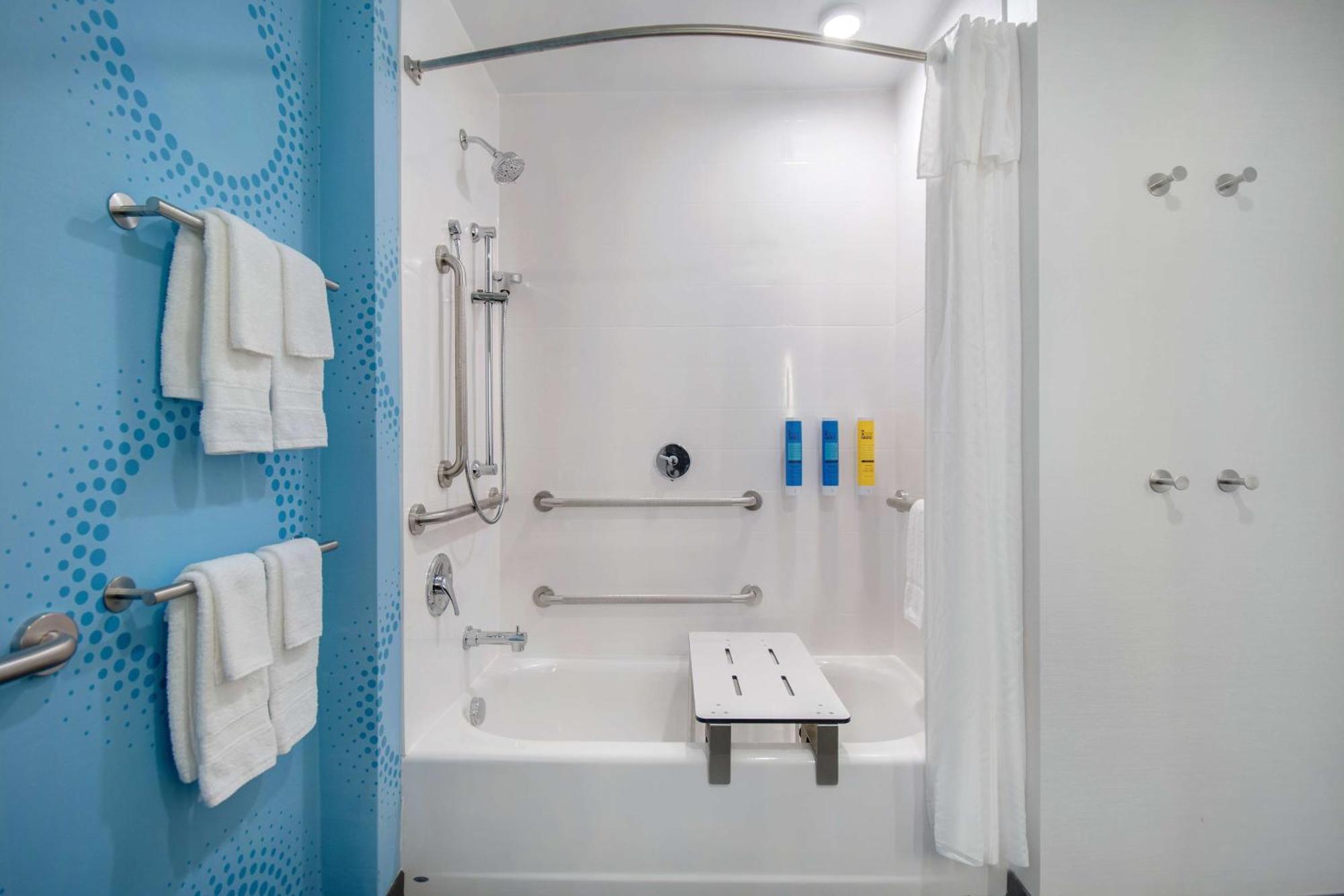 Hotel Tru By Hilton Raleigh North